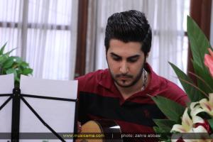 مراسم رونمایی از آلبوم قدم میزنم مراسم رونمایی از آلبوم قدم میزنم