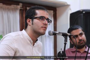 مراسم رونمایی از آلبوم قدم میزنم مراسم رونمایی از آلبوم قدم میزنم