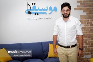 گفت و گو با «شهاب اکبری» در دفتر سایت «موسیقی ما» - تیر 1396
