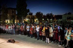 رونمایی آلبوم «یادی به رنگ امروز» علی زند وکیلی در شیراز